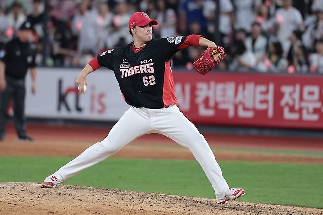 ▲ 31일 수원 KT전에서 2점 리드를 지키지 못하고 역전패를 허용한 정해영 ⓒKIA타이거즈