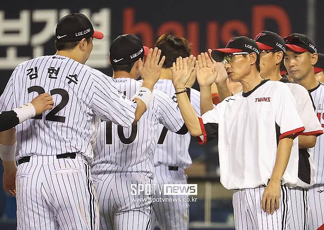 ▲ 김현수 염경엽 감독 ⓒ곽혜미 기자