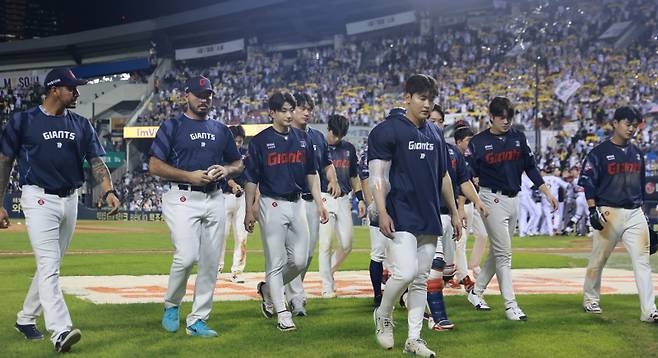 <yonhap photo-5192=""> 롯데. 연합뉴스</yonhap>