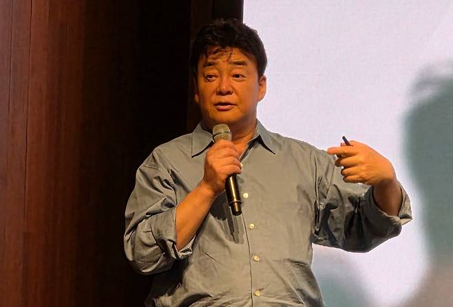 3일 서울 중구 신라호텔에서 열린 '더본코리아 글로벌 B2B 소스 론칭' 기자간담회에서 백종원 더본코리아 대표가 발언하고 있다./사진=박수림 기자