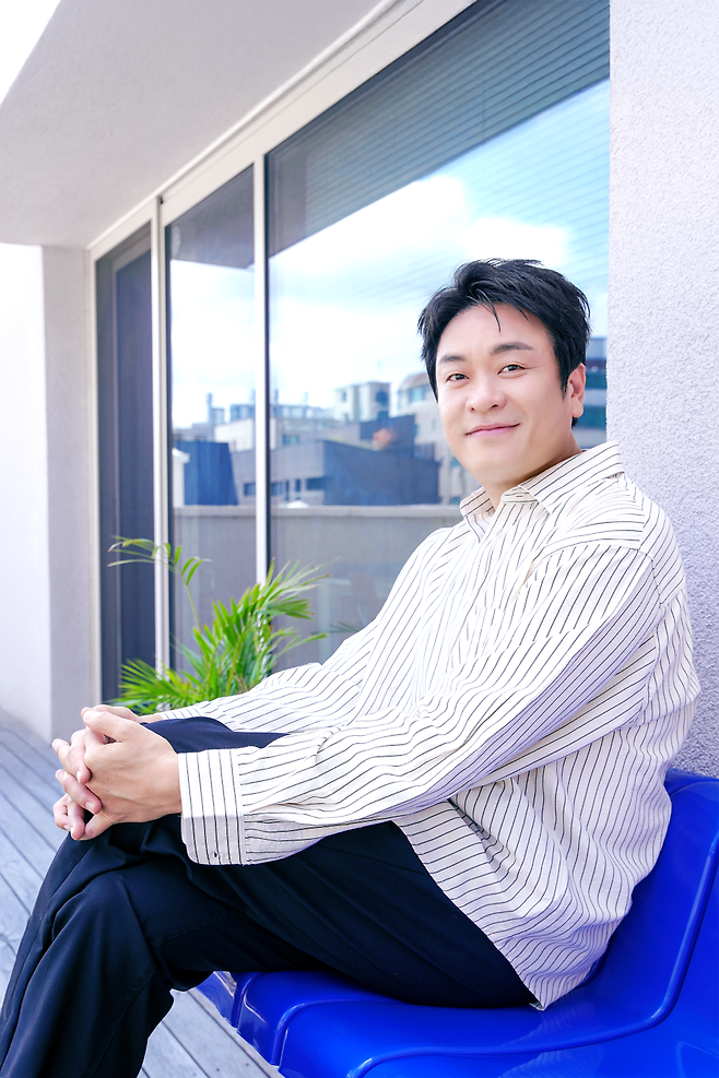 사람엔터테인먼트 제공