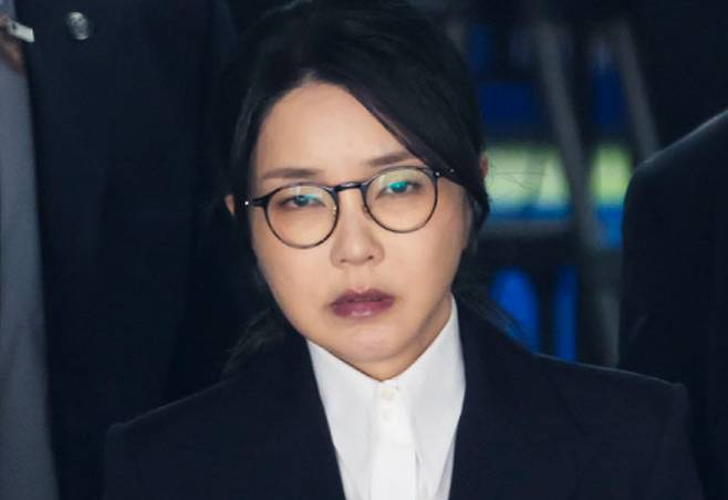 윤석열 전 대통령 부인 김건희 여사가 지난달 12일 구속 전 피의자 심문(영장실질심사)을 마친 뒤 서울 서초구 서울중앙지법을 나서고 있다. (사진=연합뉴스)