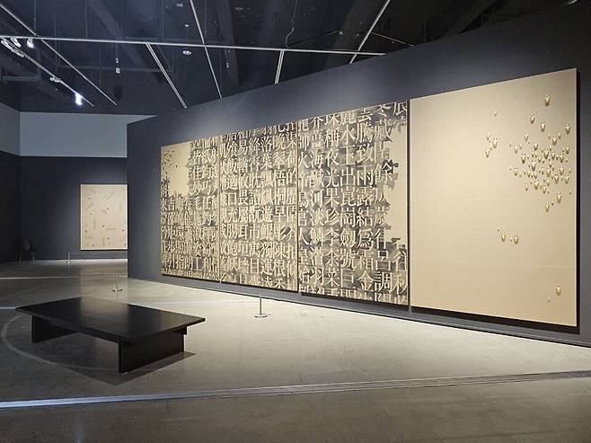 ▲ 국립현대미술관 서울관 '김창열' 전시 전경.