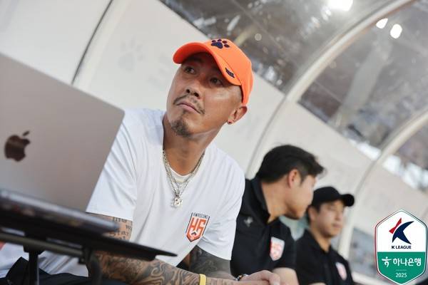 차두리 화성FC 감독. 한국프로축구연맹 제공