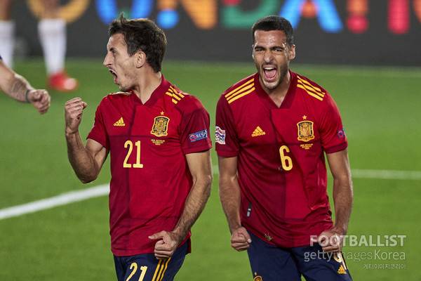 미켈 오야르사발, 미켈 메리노(왼쪽부터, 스페인). 게티이미지코리아