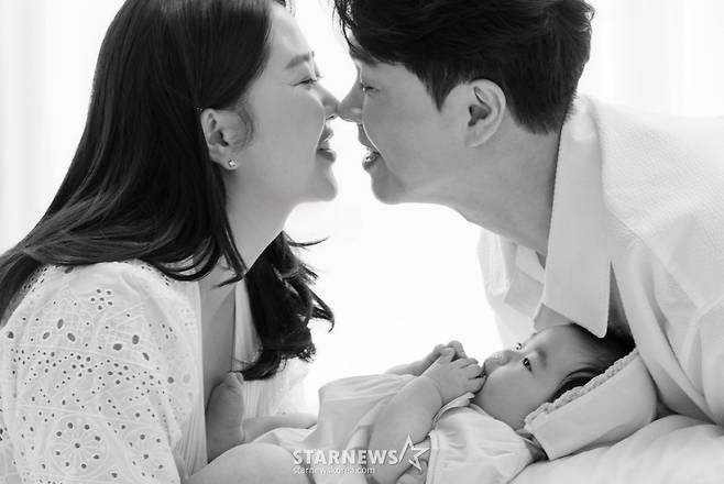 김다예, 박수홍, 재이 세 가족 /사진=박수홍 인스타그램