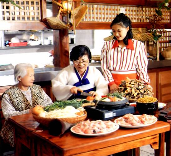 3대 60여 년을 이어오고 있는 가업.