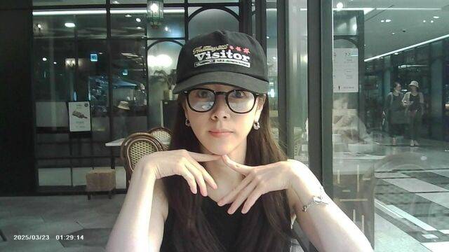 배우 한지민 인스타그램