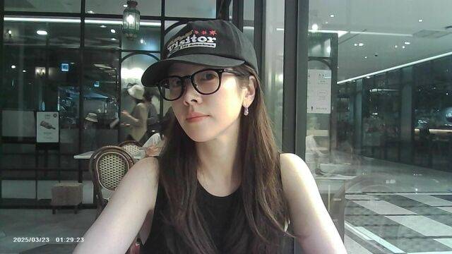 배우 한지민 인스타그램