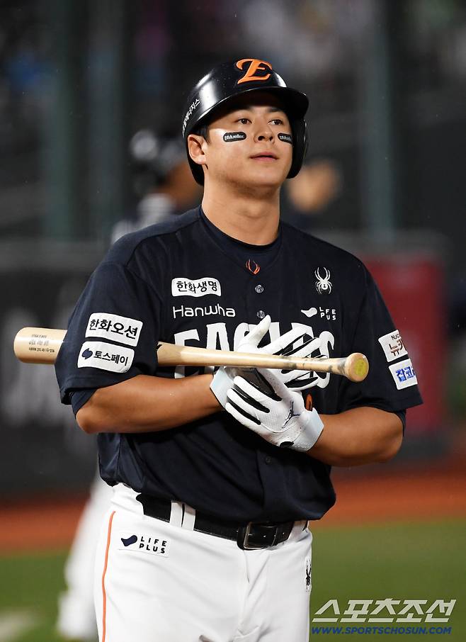 9일 부산 사직구장에서 열린 롯데 자이언츠와 한화 이글스의 경기. 한화 노시환이 숨을 고르고 있다. 부산=박재만 기자 pjm@sportschosun.com/2025.09.09/