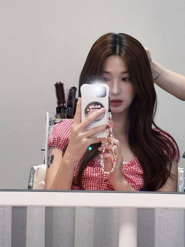 그룹 라붐 출신 배우 율희가 근황을 전했다. / 율희 인스타그램