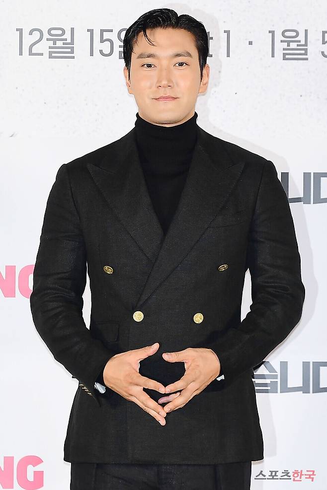 티빙 오리지널 시리즈 '이재, 곧 죽습니다' 제작발표회에 참석한 배우 최시원. ⓒ이혜영 기자 lhy@hankooki.com