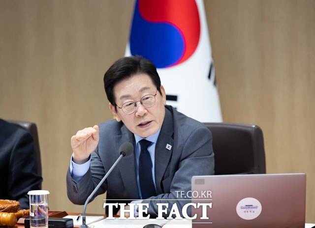 이재명 대통령이 취임 100일을 맞아 오늘 두 번째 기자회견을 갖는다. 이 대통령이 9일 오후 용산 대통령실에서 주재한 제41회 국무회의에서 발언하고 있다. /대통령실