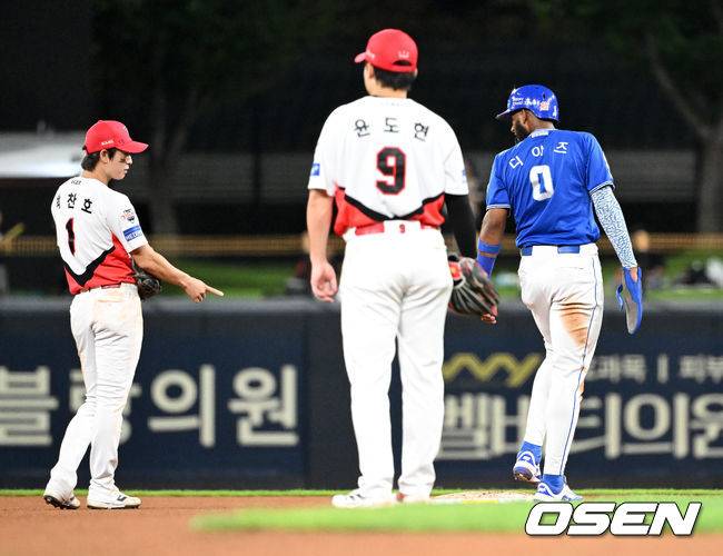 박찬호 '발 떨어졌어 내가 봤어'