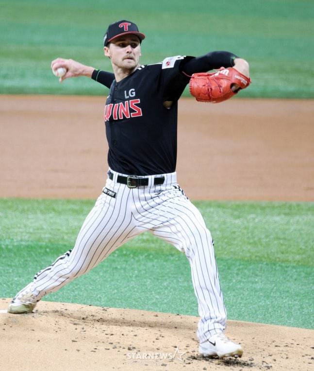 지난 9일 고척 키움전에 선발 등판한 톨허스트. /사진=강영조 선임기자