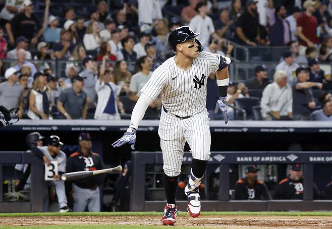 New York Yankees Aaron Judge hits his second solo home run in the third inning against the Detroit Tigers on the 24th anniversary of the 9/11 terrorist attacks on the World Trade Center at Yankee Stadium on Thursday, September 11, 2025 in New York City. Aaron Judge ties Joe DiMaggio on Yankees' all-time home run list with two homers vs Tigers. Photo by John Angelillo/UPI 연합뉴스