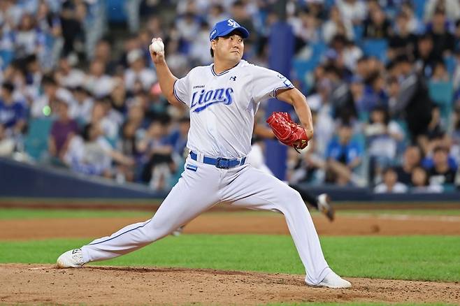 지난 13일 대구 삼성라이온즈파크에서 열린 2025 신한 SOL 뱅크 KBO리그 삼성 라이온즈와 KT 위즈 경기에서 김태훈이 등판했다. <삼성 라이온즈 제공>