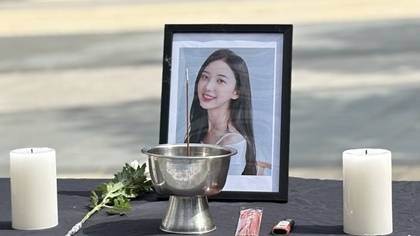 ▲ 8일 오전 서울 마포구 상암동 MBC 사옥 앞에서 진행된 'MBC 오요안나 기상캐스터 추모주간 투쟁선포 기자회견' 현장. 사진=윤유경 기자.