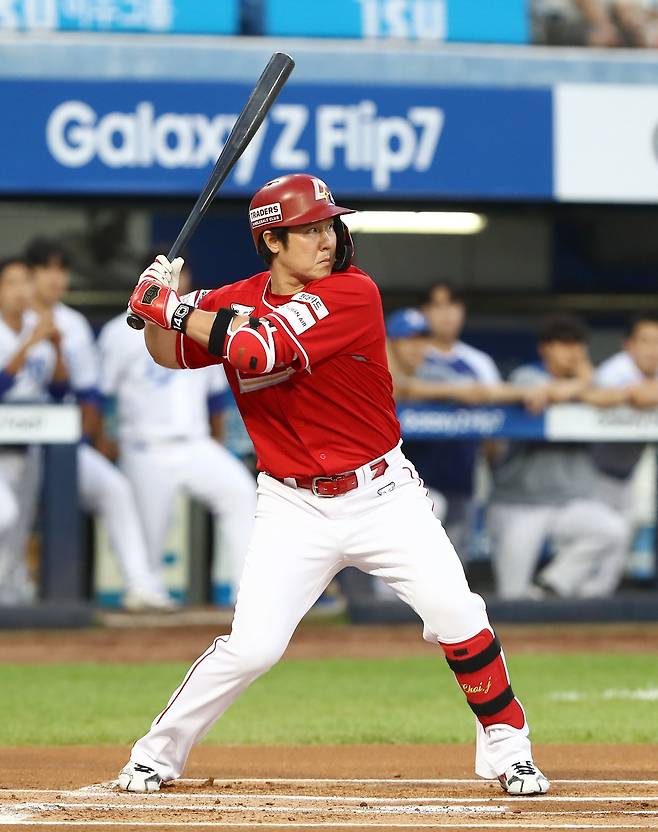 SSG 최정은 가을의 시작을 알리는 지난달 23일 ‘처서’ 이후 15일까지 14경기에서 타율 0.311, 6홈런, 장타율 0.733 등을 기록했다. 장타 부문에서 가장 돋보이는 활약을 펼치며 팀 타선 반등에 앞장 섰다. 사진제공|SSG 랜더스