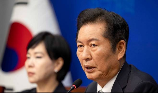 정청래 더불어민주당 대표.