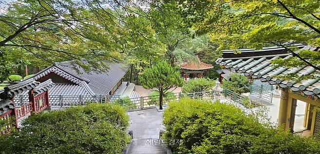 해운사 전경
