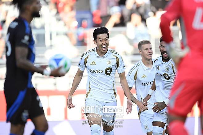 ▲ 손흥민의 MLS 도전은 기대와 우려가 공존했다. 그러나 지금은 리그 최단 시간 선제골, 데뷔 첫 해트트릭, 라운드 MVP 등 굵직한 기록으로 스스로 그 답을 내리고 있다. 이제 남은 건 MLS컵이다. 손흥민은 영국에서 놓쳤던 트로피를 미국에서 들어 올리며 ‘커리어 두 번째 우승’을 노리고 있다.