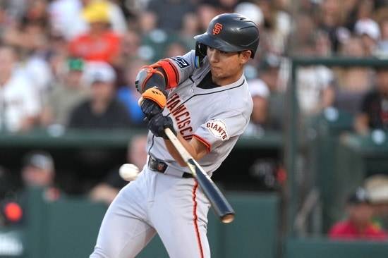 미국 메이저리그 샌프란시스코 자이언츠의 이정후가 19일(한국시간) 미국 캘리포니아주 로스앤젤레스의 다저 스타디움에서 열린 2025 메이저리그 LA 다저스와 원정 경기에 7번타자 겸 중견수로 선발출전, 3타수 무안타 1볼넷 1득점을 기록했다. 사진 연합뉴스