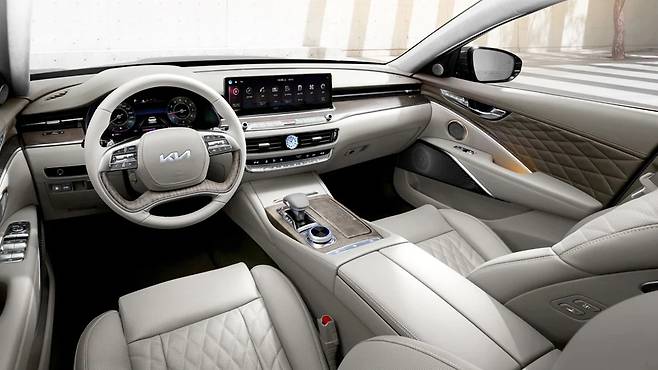 기아 현행 K9 실내