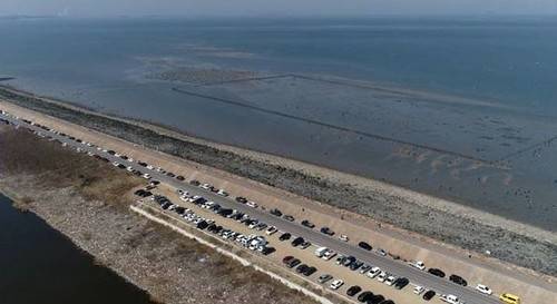 당진 석문방조제 전경. 충남도 제공