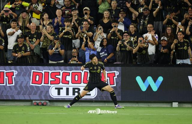 손흥민의 골 세리머니. /AFPBBNews=뉴스1