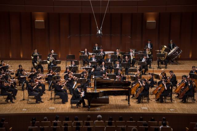 22일 오후 7시(현지시간) 후쿠오카의 아크로스 심포니홀에서 대구시향과 일본 피아니스트 카네코 미유지가