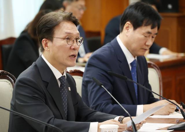 김민석 국무총리가 22일 정부서울청사에서 열린 통신사 및 금융사 해킹 사고 관련 긴급 현안 점검회의에서 발언하고 있다. 연합뉴스