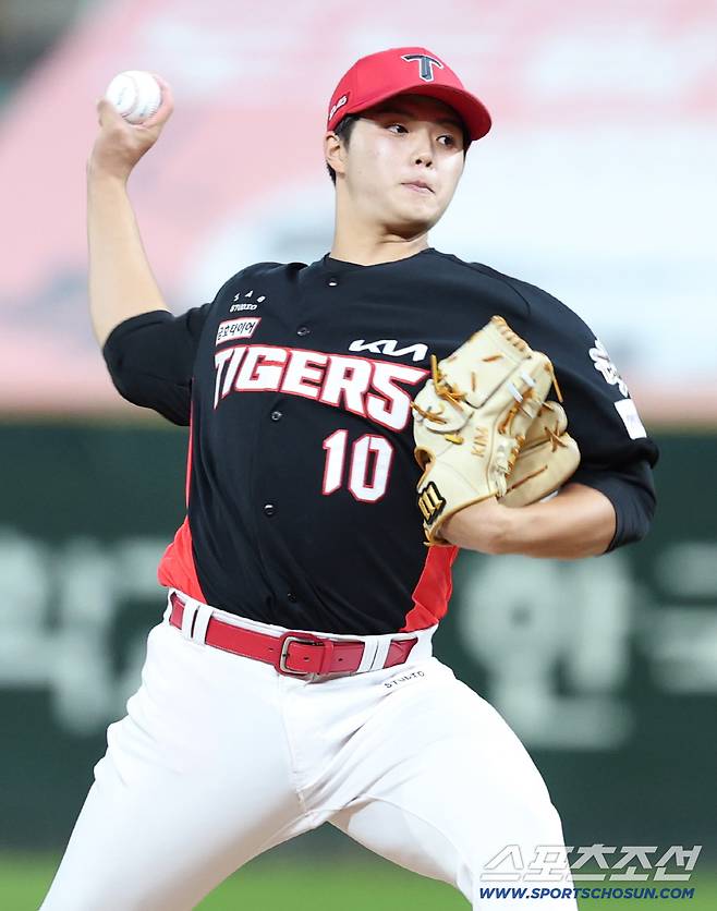 23일 인천 SSG랜더스필드에서 KIA-SSG전. KIA 선발투수 김태형이 투구하고 있다. 인천=정재근 기자 cjg@sportschosun.com/2025.9.23/