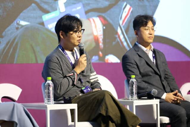 고팍스 허원호 이사(사진 왼쪽)