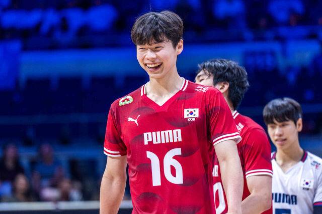 한국 남자배구 국가대표 아웃사이드 히터 정한용./FIVB