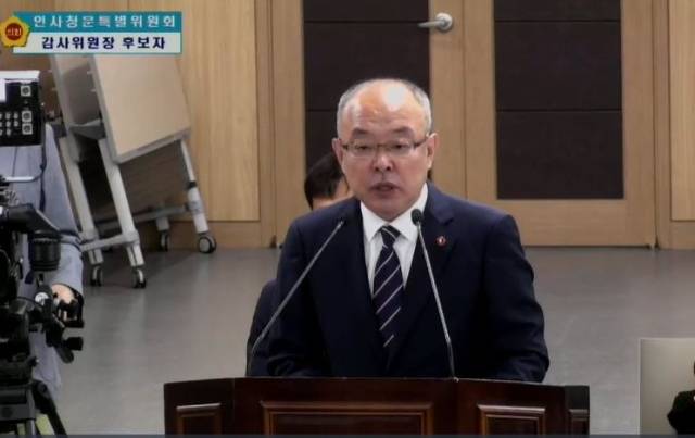 ▲강기탁 감사위원회 위원장 후보 인사청문회.ⓒ제주도의회