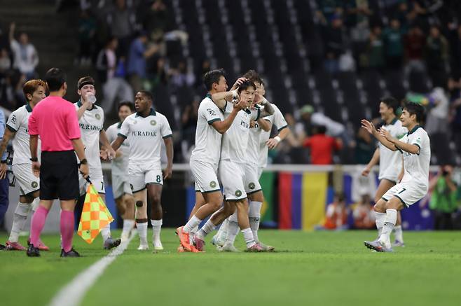 김포 선수단의 세리머니 사진. 한국프로축구연맹 제공