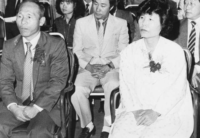 제17회 세종아동문학상 시상식에 참석한 생전의 최춘해 작가. 한국일보 자료사진