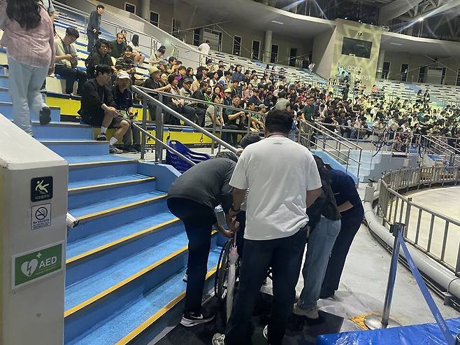 공연장 관람석 이동 동선