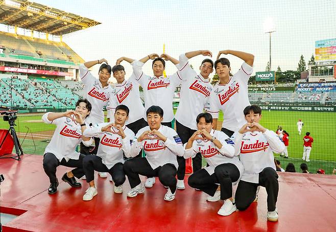 2026 KBO 신인드래프트에서 SSG 랜더스에 지명된 선수들. (사진=SSG 제공). 2025.09.27. *재판매 및 DB 금지