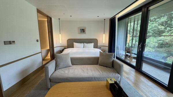 주요 부대시설들과 가까워 인기가 많은 캐빈 객실