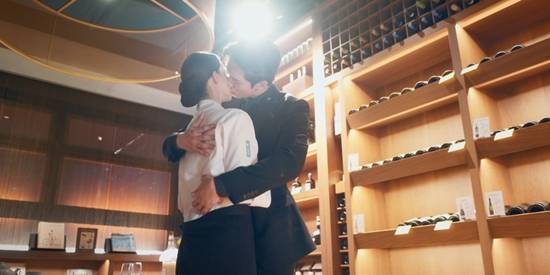 임윤아와 이채민이 해패엔딩을 맞이했다. 사진=tvN 방송화면