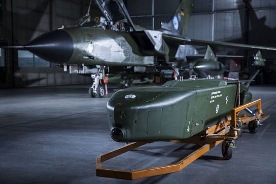 재고 확충과 새로운 개량형 개발이 예정된 타우러스 KEPD 350E 순항미사일. MBDA