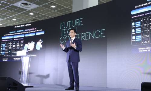 ◇㈜더존비즈온(대표:김용우)은 2일까지 서울 코엑스에서 열리고 있는 ‘AI Festa 2025’에 참가해 국내 최초로 AI 에이전트 마켓플레이스를 공개한다.