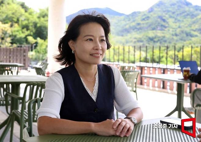 류수정 서울대학교 객원교수(전 사피온 코리아 대표)가 서울 관악구 서울대학교 해동첨단공학관에서 아시아경제와 인터뷰를 하고 있다.