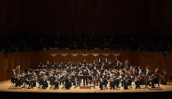 지난 1일 서울 예술의전당에서 열린 공연인 '2025 서울시향 얍 판 츠베덴과 김봄소리'. / 사진출처. 서울시립교향악단.