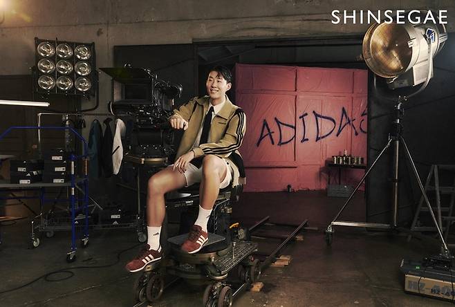 신세계백화점 강남점 1층 오픈스테이지에 마련되는 아디다스 팝업. 신세계백화점