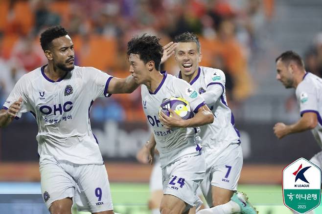 김보경(안양). 사진=한국프로축구연맹