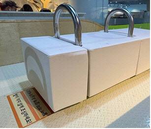 파스칼의 원리’ 전시품 펜스 설치 사진