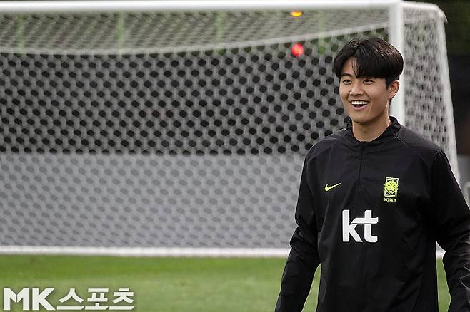 7일 훈련에서 이강인과 가장 오랜 시간을 보냈던 설영우. 사진=이근승 기자